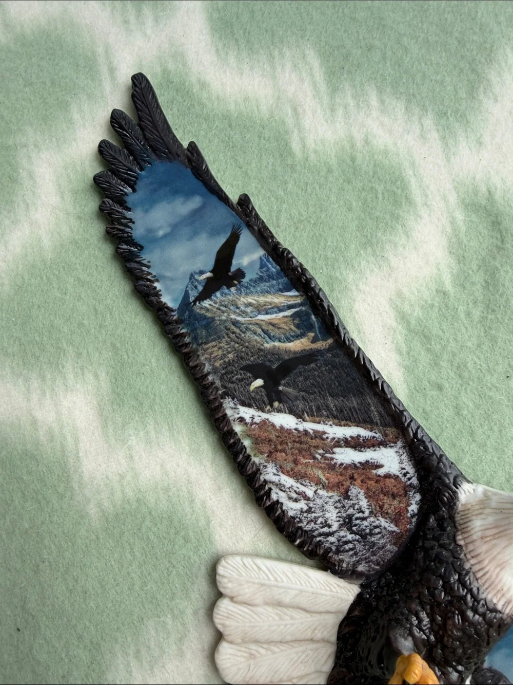 Porcelain Bald Eagle Bradford Exchange Soaring Majesty 84-B10-283.1 - Black Blue